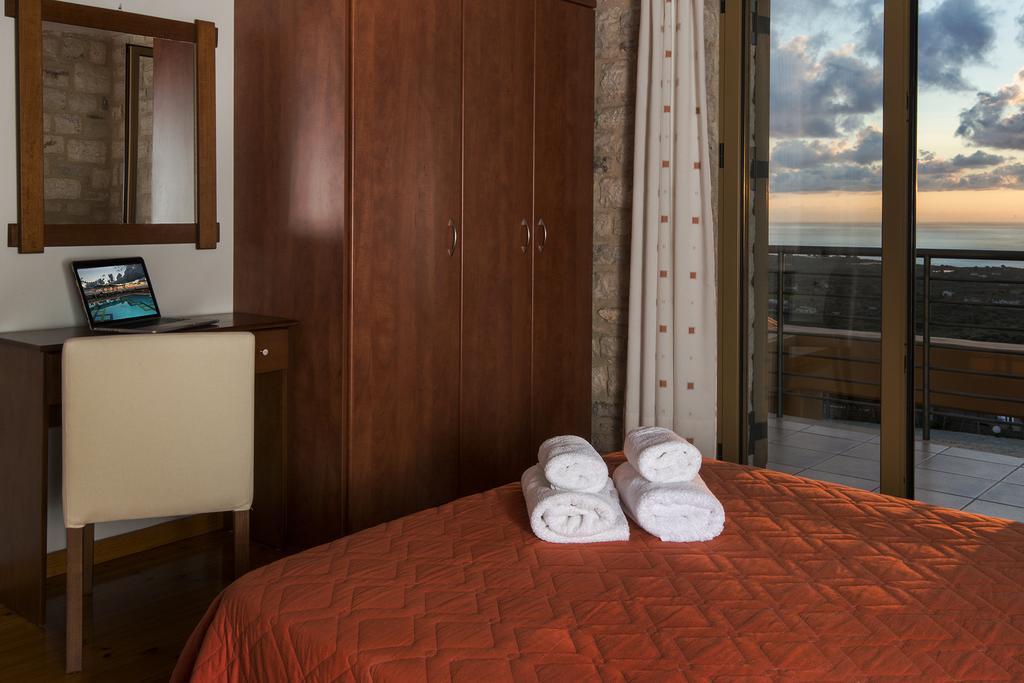 Enastron Villas Кипарисия Экстерьер фото