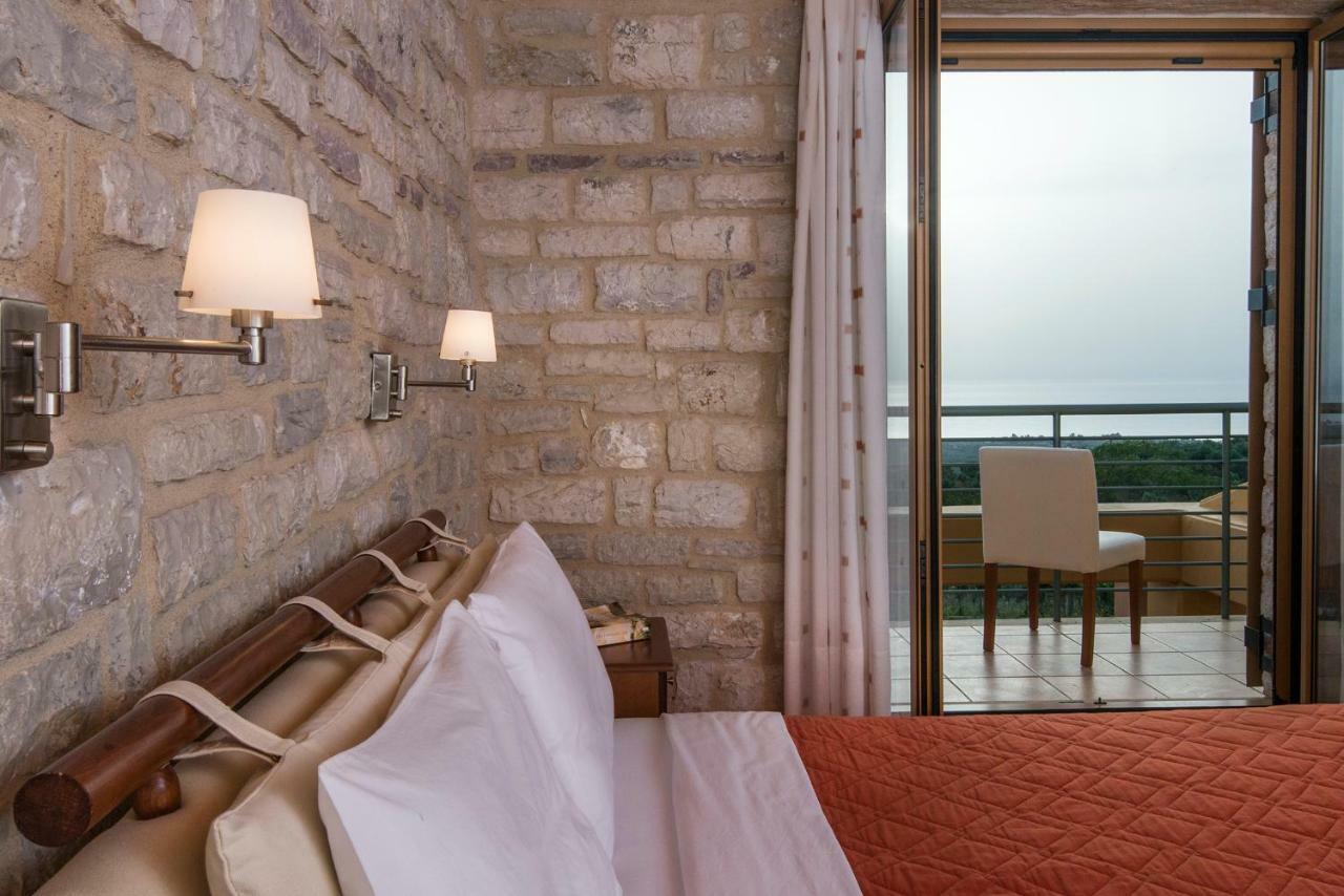 Enastron Villas Кипарисия Экстерьер фото