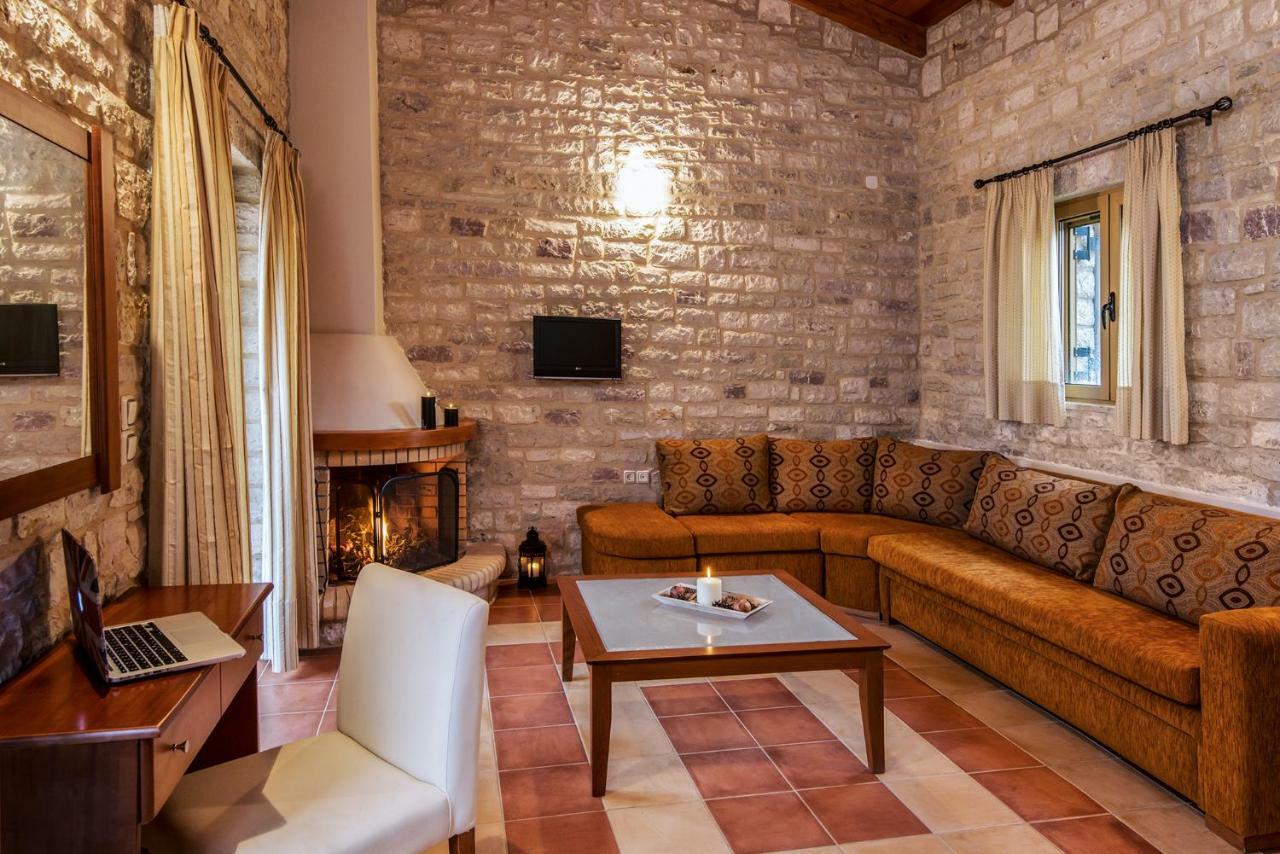Enastron Villas Кипарисия Экстерьер фото