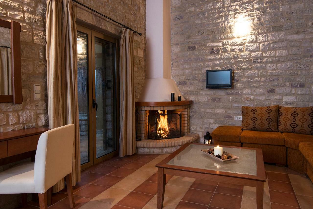 Enastron Villas Кипарисия Экстерьер фото